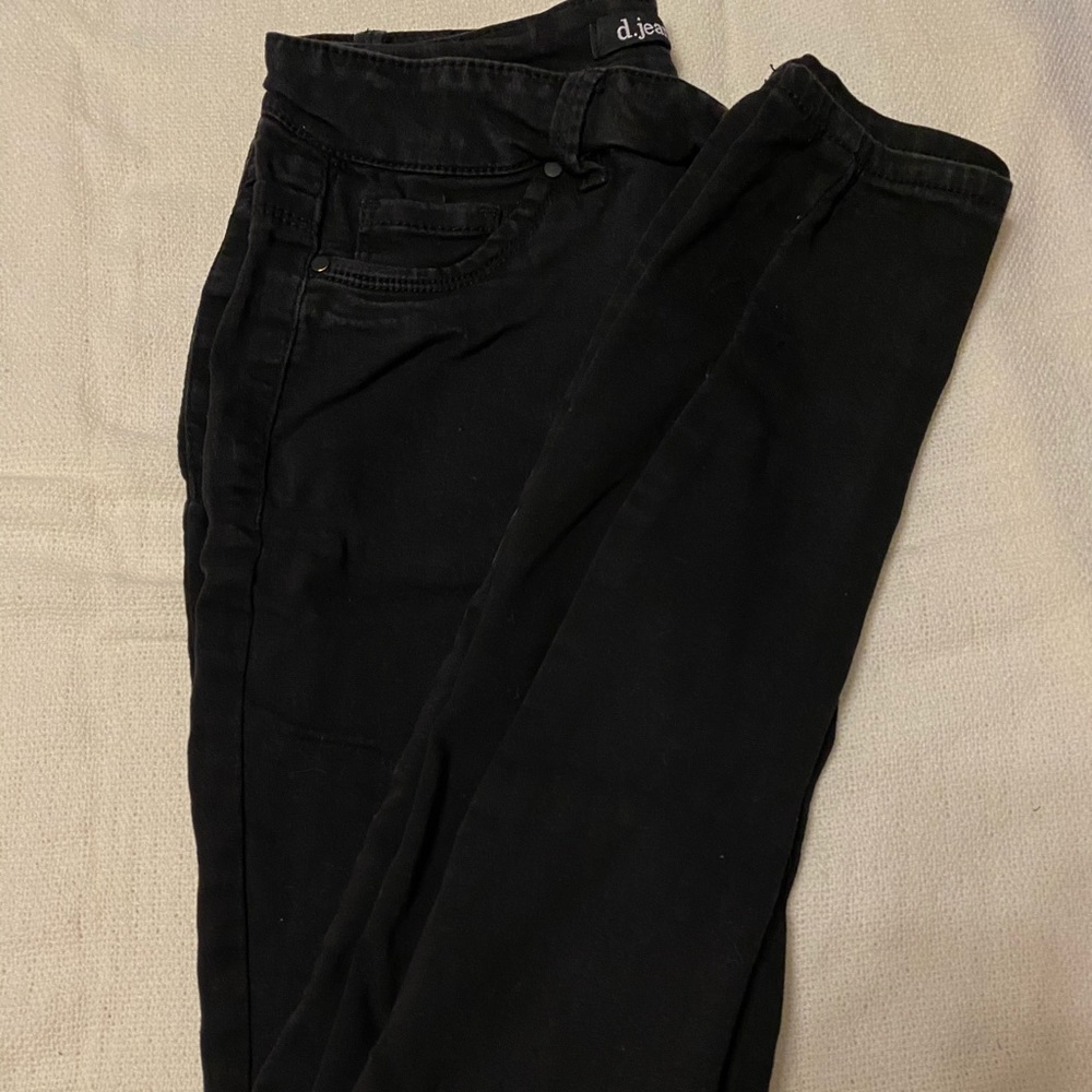 black skinny jeans